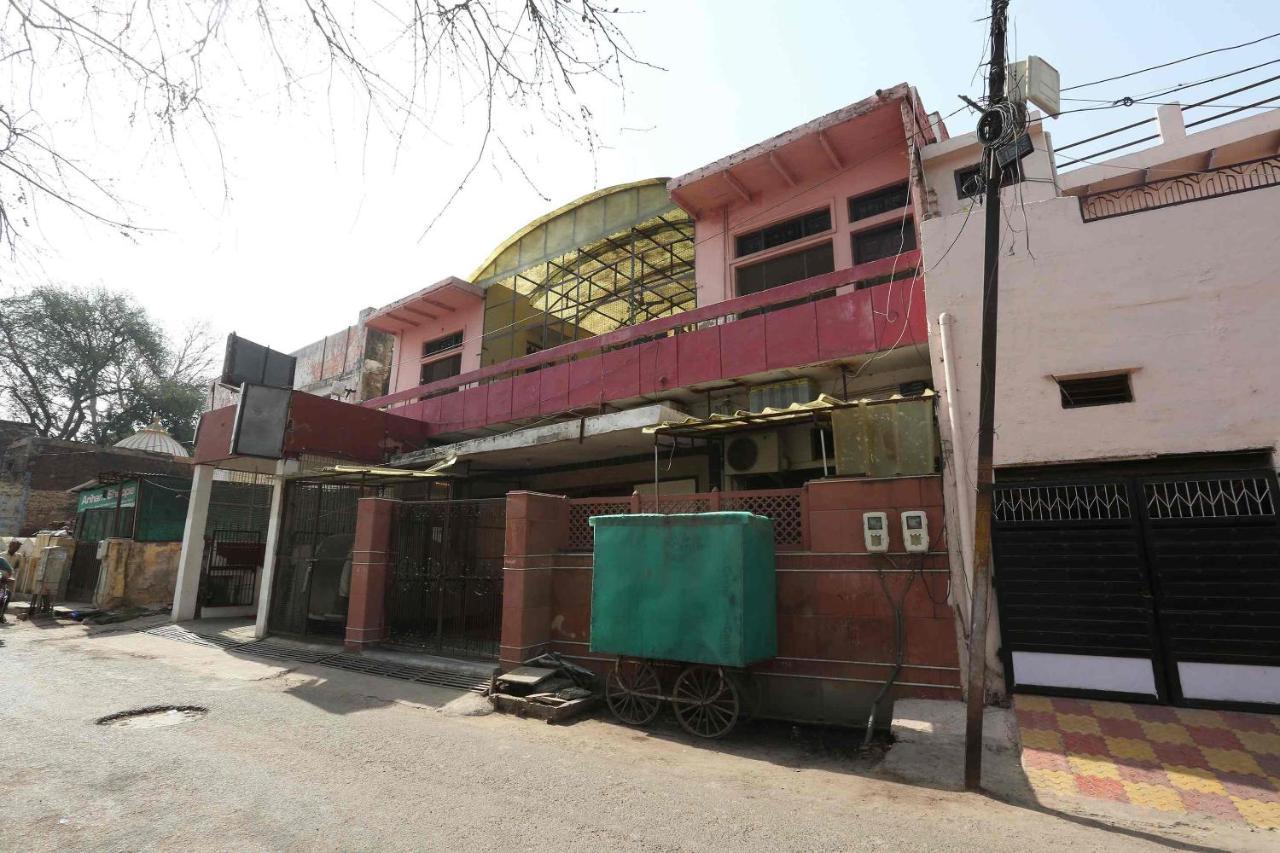 Oyo 63903 Hotel Shree Ram Villa Dwārka Esterno foto