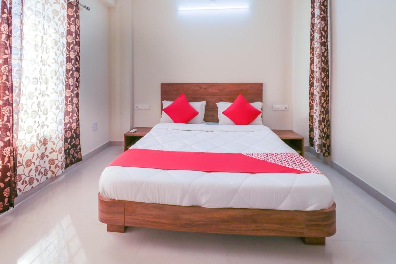 Oyo 63903 Hotel Shree Ram Villa Dwārka Camera foto